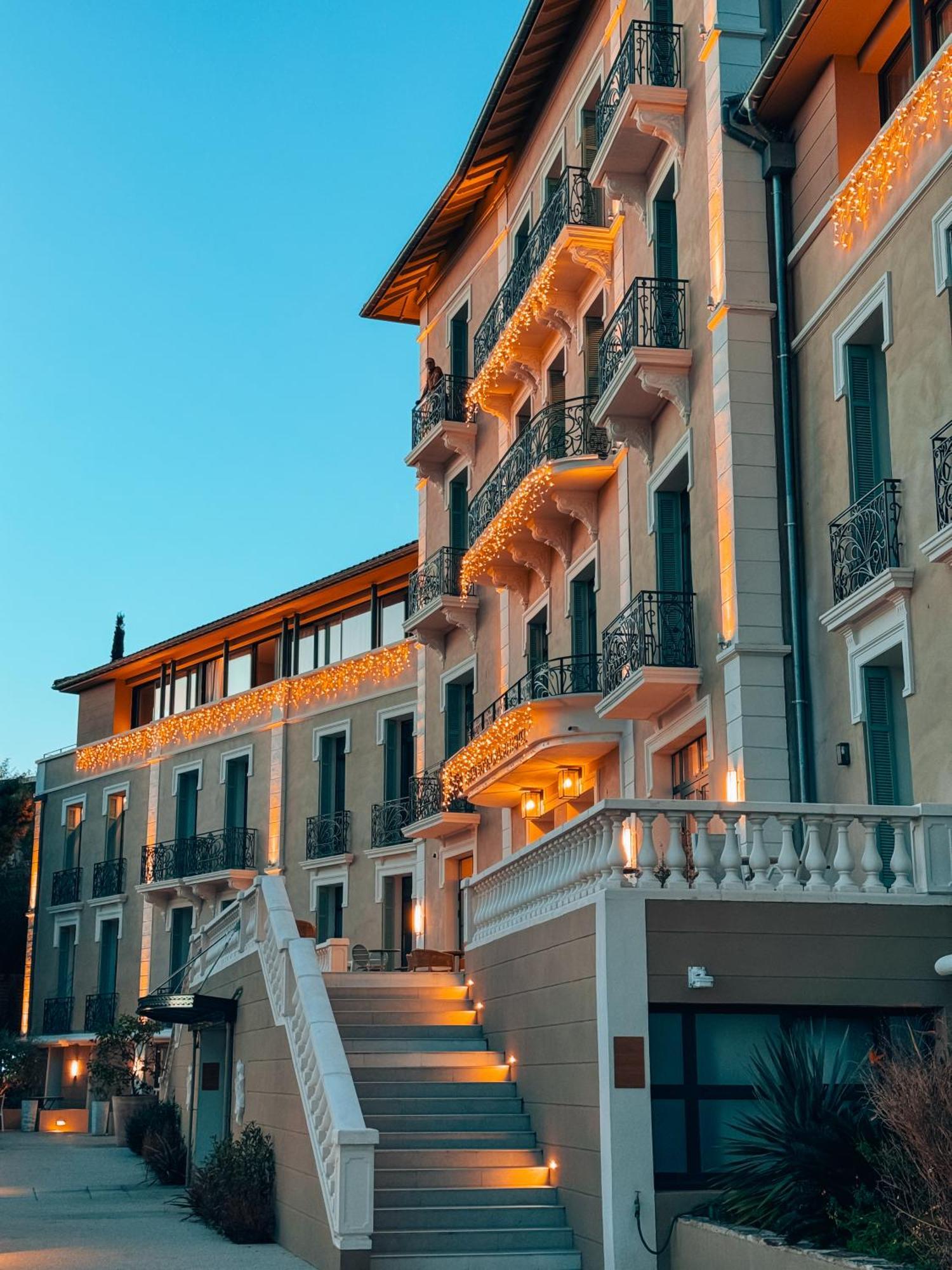 Eden Rose Grand Bw Premier Collection Hotel